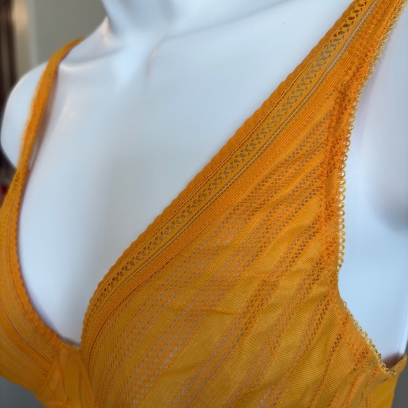 Huit Paris Desi Bra 32C Sexy Romance France Vintage Underwire Orange Lace Lined - Picture 3 of 9